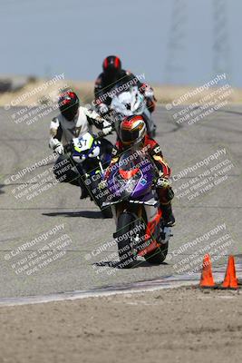 media/Mar-22-2025-TrackDaz (Sat) [[0456df0c41]]/Group B/Session 3 (Outside Grapevine)/
